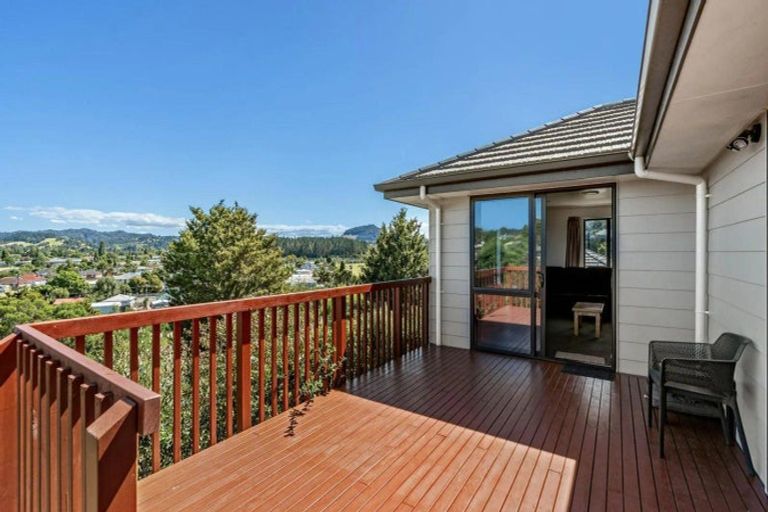 Photo of property in 33 Briden Drive, Tikipunga, Whangarei, 0112