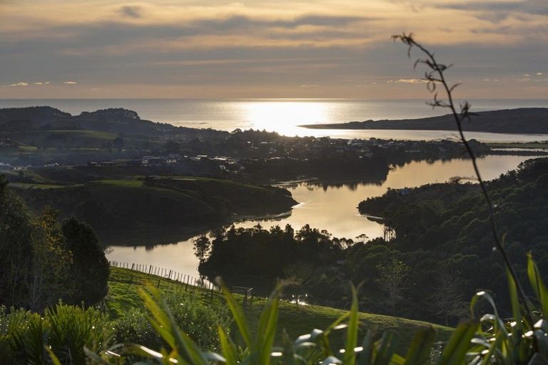 Photo of property in 73b Maungatawhiri Road, Raglan, 3295