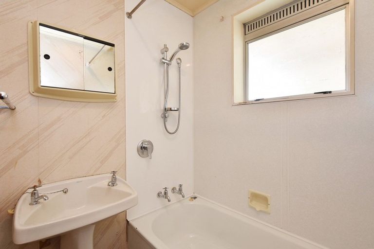 Photo of property in 44 Humber Street, Clifton, Invercargill, 9812