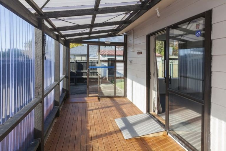 Photo of property in 2/7 Sefton Street, Belfast, Christchurch, 8051