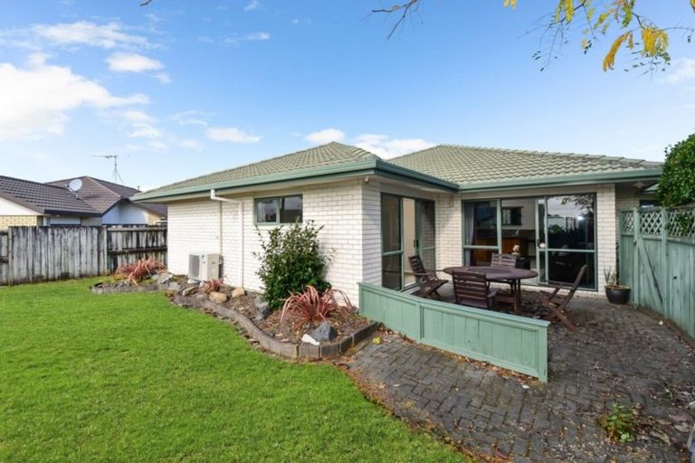 Photo of property in 1 Castlewold Place, Huntington, Hamilton, 3210