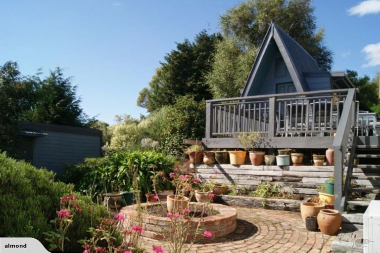 Photo of property in 17 Raynbird Street, Company Bay, Dunedin, 9014