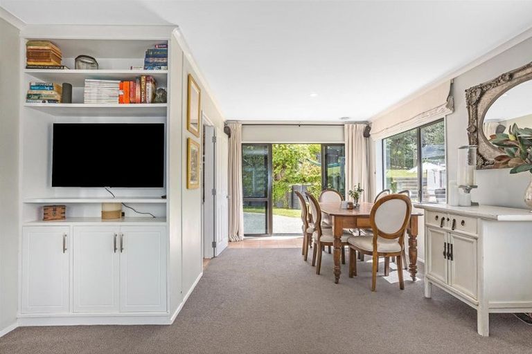 Photo of property in 12 Bowman Place, Whitby, Porirua, 5024