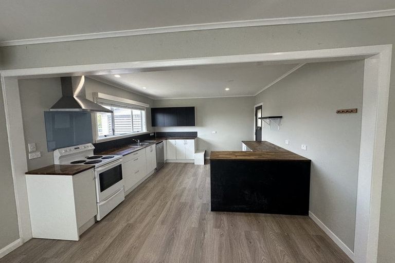 Photo of property in 65 Strange Street, Waitara, 4320