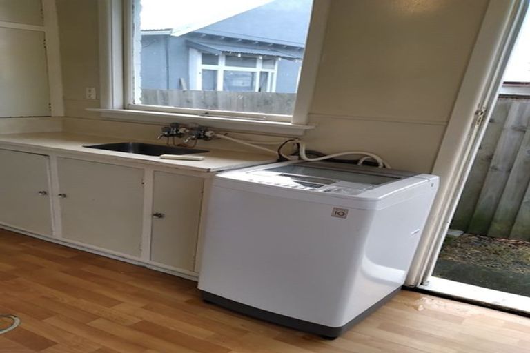 Photo of property in 51 Whitmore Street, Edgeware, Christchurch, 8013