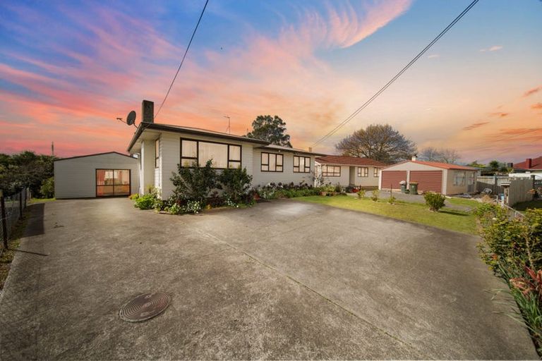 Photo of property in 17 Antrim Crescent, Otara, Auckland, 2023