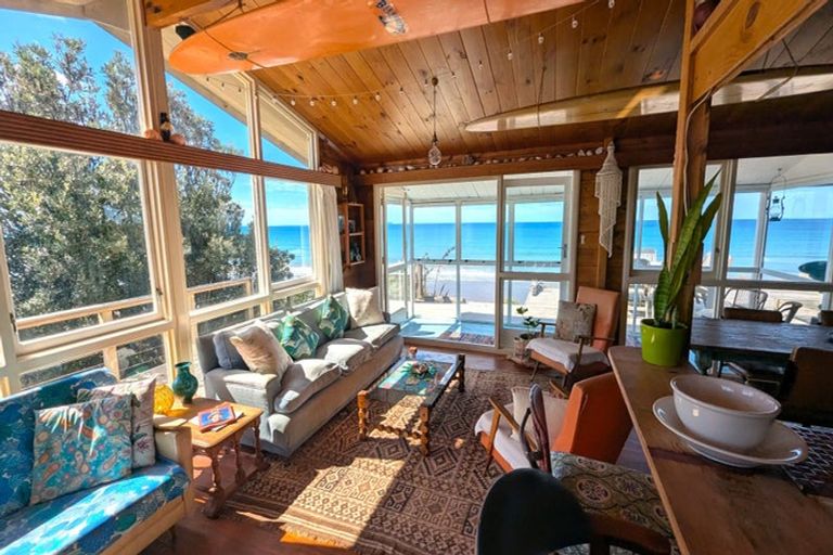 Photo of property in 349 Pukehina Parade, Pukehina, Te Puke, 3189