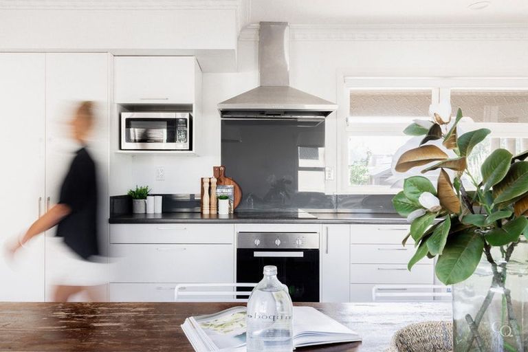 Photo of property in 208 Oceanbeach Road, Mount Maunganui, 3116