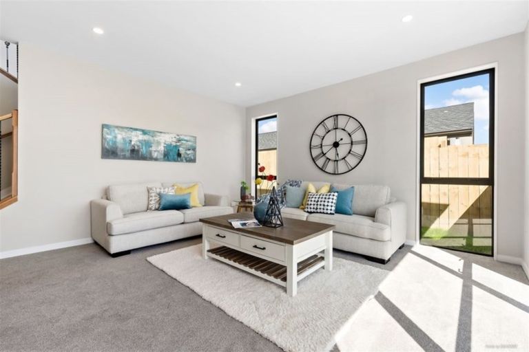 Photo of property in 4 Barrique Road, Kumeu, 0810