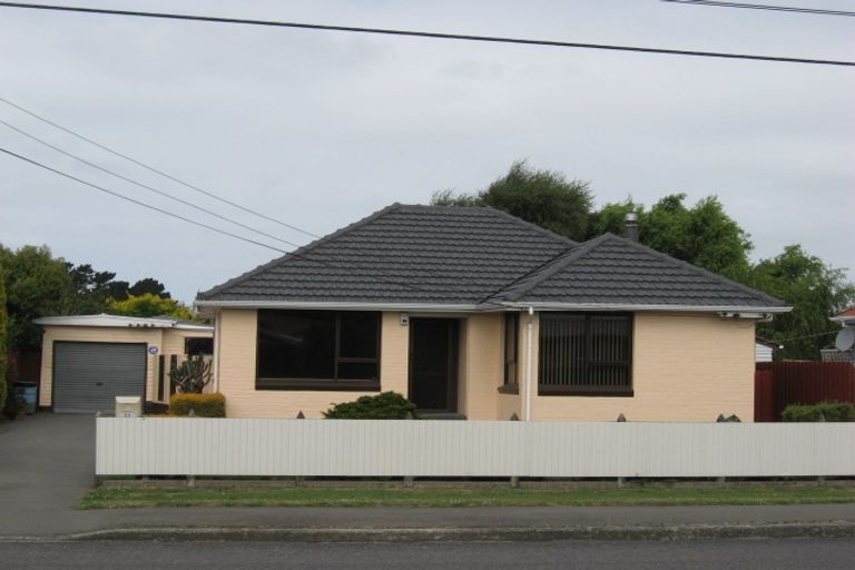 Photo of property in 21 Kearneys Road, Linwood, Christchurch, 8062
