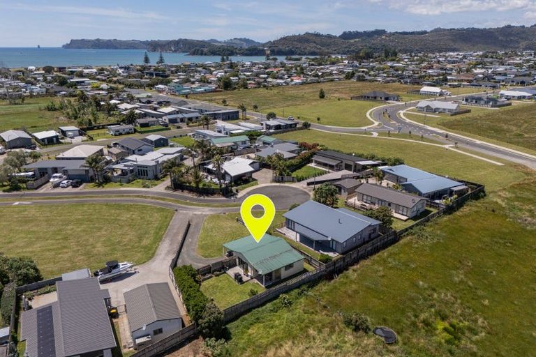 Photo of property in 6 Redwings Close, Whitianga, 3510