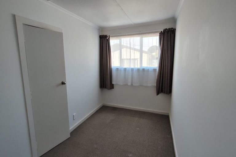 Photo of property in 5 List Street, Welbourn, New Plymouth, 4310