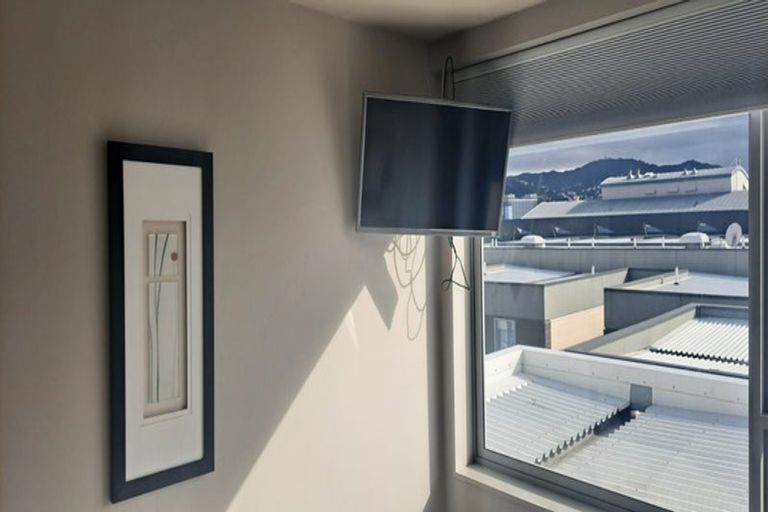 Photo of property in Monument Apartments, 9h/245 Wakefield Street, Te Aro, Wellington, 6011