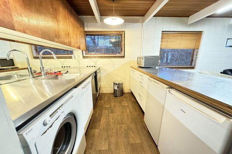 Photo of property in 2/100 Office Road, Merivale, Christchurch, 8014