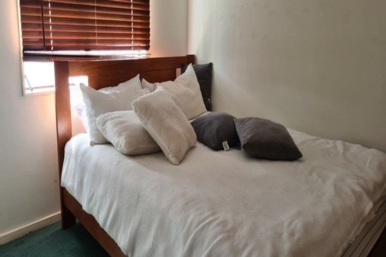 Photo of property in 7 Alidade Place, Massey, Auckland, 0614