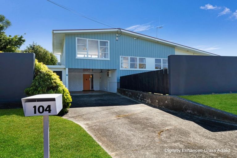 Photo of property in 104 Atawhai Road, Fitzherbert, Palmerston North, 4410