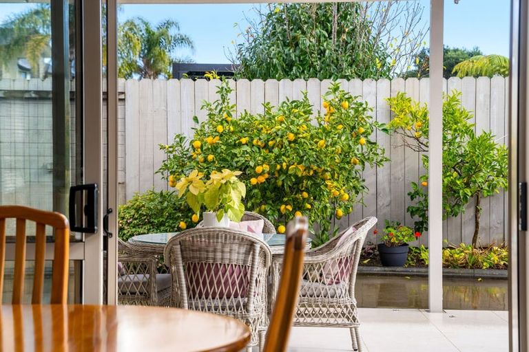 Photo of property in 5 Sophia Place, Karaka, Papakura, 2113