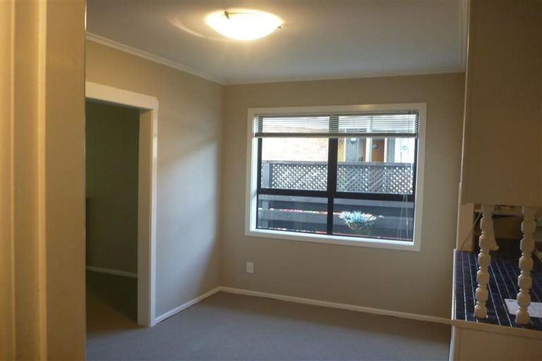 Photo of property in 77 Hutchinsons Road, Bucklands Beach, Auckland, 2014