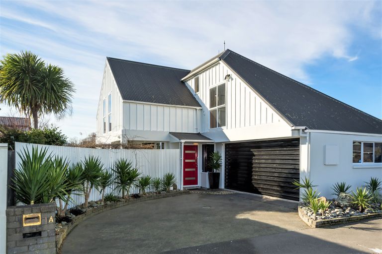 Photo of property in 1a Dulles Place, Papanui, Christchurch, 8053