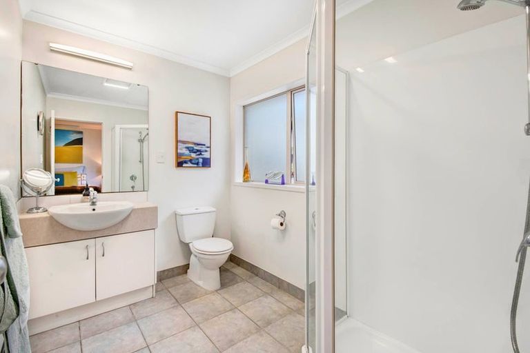 Photo of property in 1 Anchorite Way, Red Beach, 0932