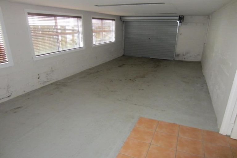 Photo of property in 38 Allen Terrace, Tawa, Wellington, 5028