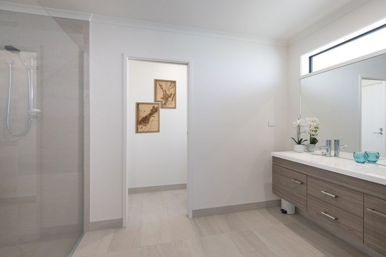 Photo of property in 8 Kitty Frazer Lane, Omaha, 0986