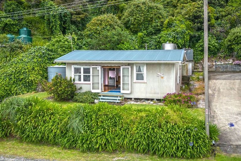 Photo of property in 814 Thames Coast Sh25 Road, Tapu, Thames, 3575