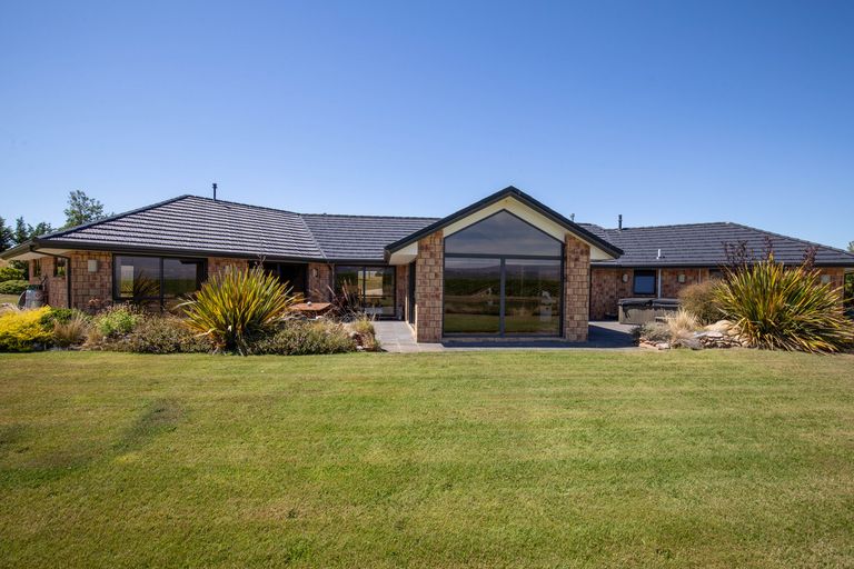 Photo of property in 317 Golden Road, Springvale, Alexandra, 9393