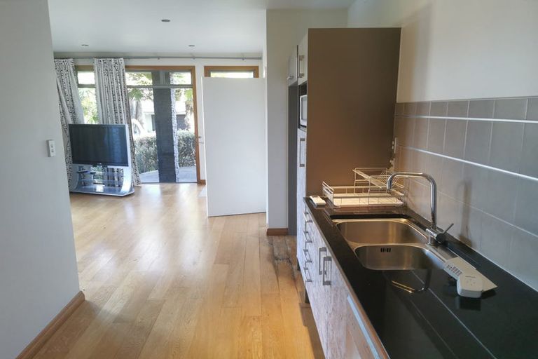 Photo of property in 49 Penguin Drive, Murrays Bay, Auckland, 0630