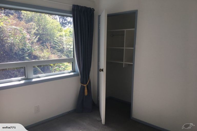 Photo of property in 312 Forest Hill Road, Waiatarua, Auckland, 0612