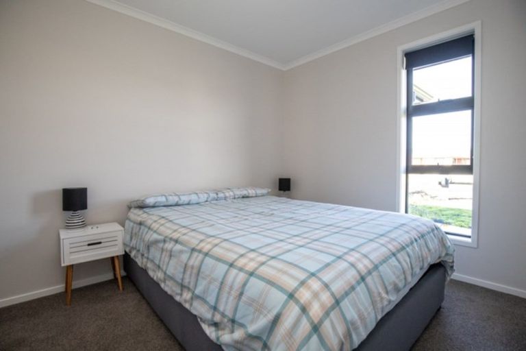 Photo of property in 12 Costello Drive, Ngatea, 3503