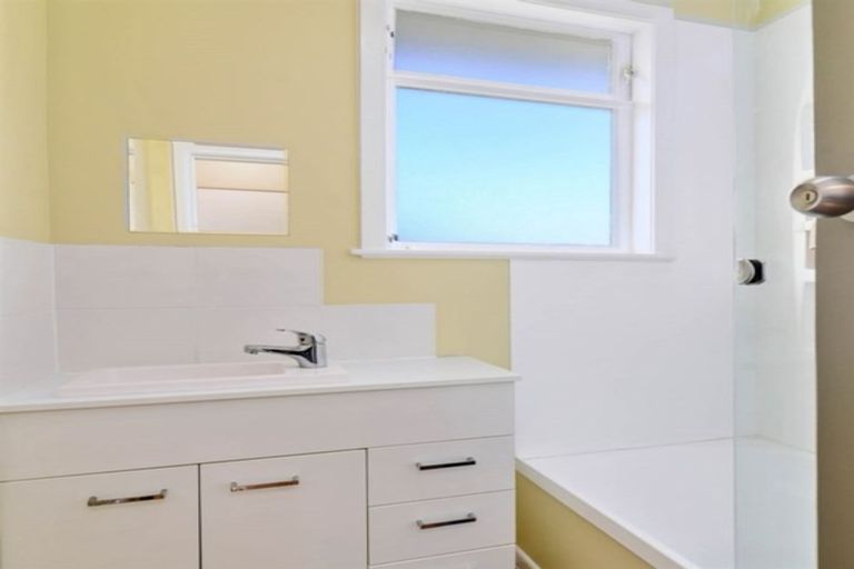 Photo of property in 1 Bellingham Crescent, Fordlands, Rotorua, 3015