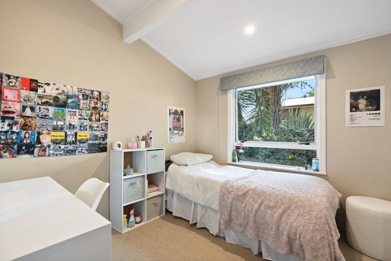 Photo of property in 8 Fleming Place, Chedworth, Hamilton, 3210