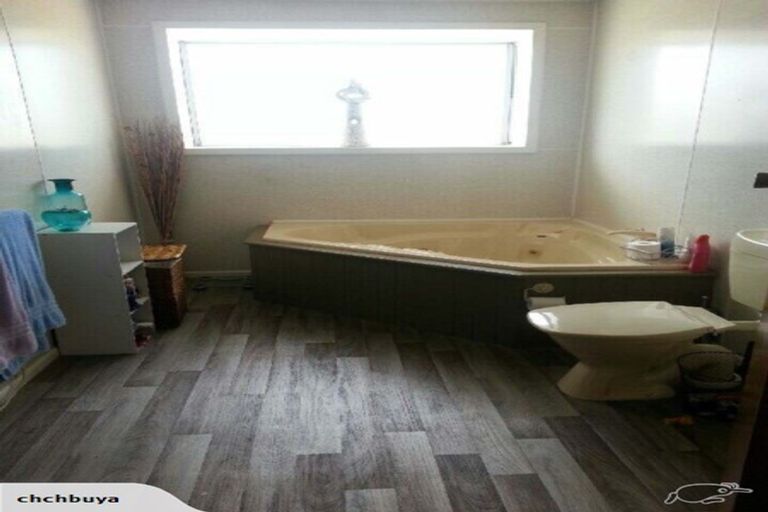 Photo of property in 71 Johns Road, Rangiora, 7400