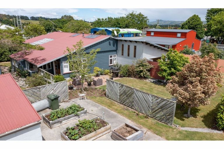 Photo of property in 1 Caverhill Road, Cheviot, 7310