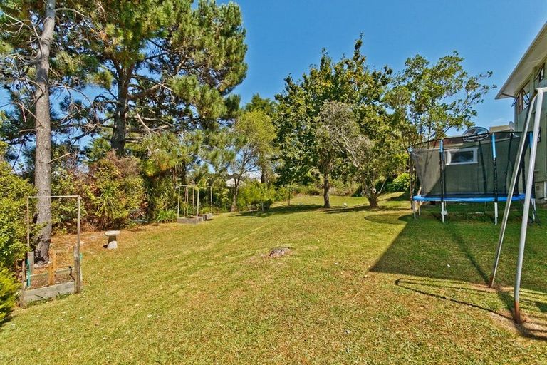 Photo of property in 30 Portobello Place, Torbay, Auckland, 0630