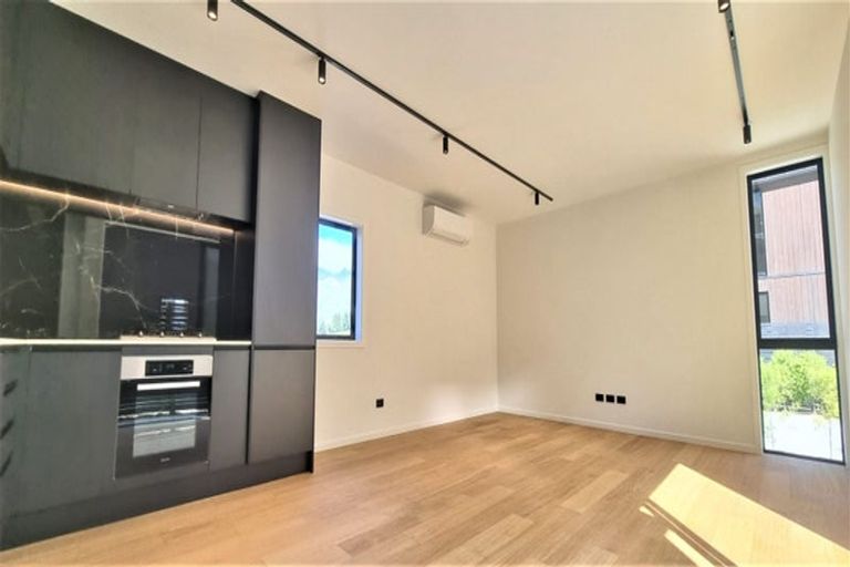 Photo of property in 3 Curvey Court, Jacks Point, 9371