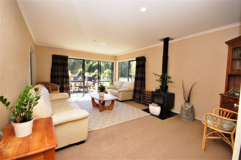 Photo of property in 30 Hitiri Road, Kinloch, Taupo, 3377