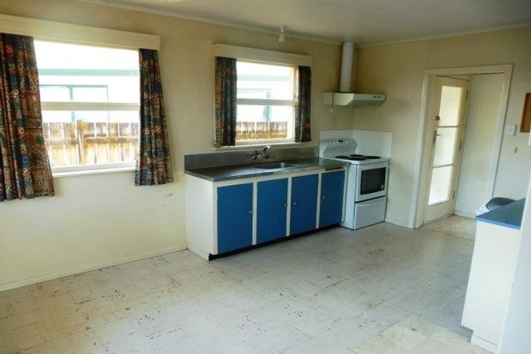 Photo of property in 4 Tralee Place, Hillcrest, Hamilton, 3216