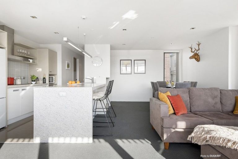 Photo of property in Republic2, 5a/11 Tennyson Street, Te Aro, Wellington, 6011