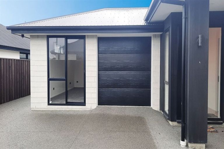 Photo of property in 38 Broadway Parade, Rolleston, 7615