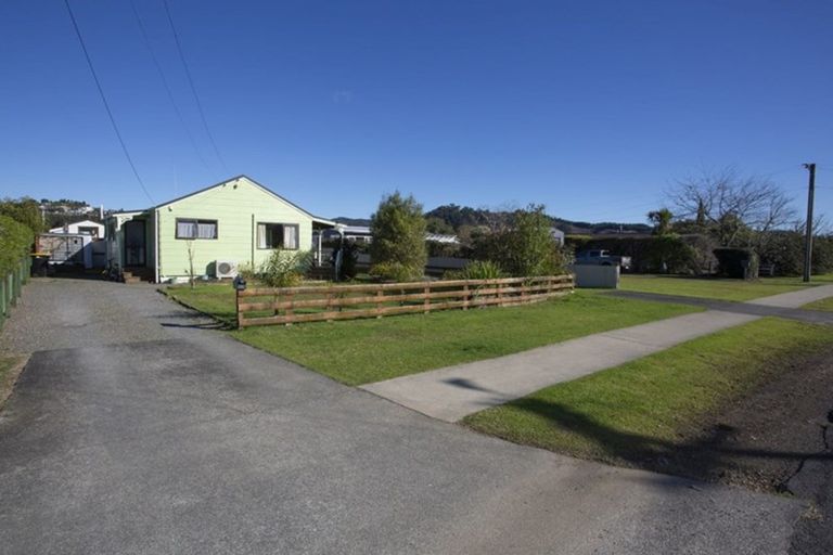 Photo of property in 215a Kiwi Road, Whangamata, 3620