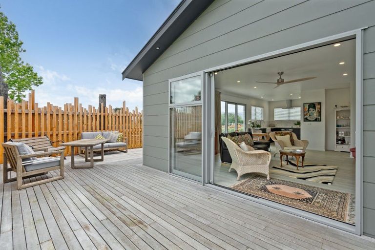 Photo of property in 131 Lincoln Road, Carterton, 5713