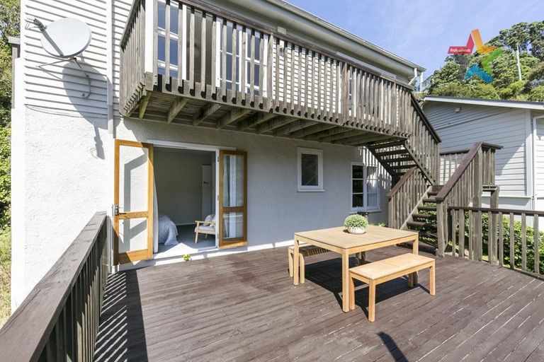 Photo of property in 12 Farnham Street, Mornington, Wellington, 6021
