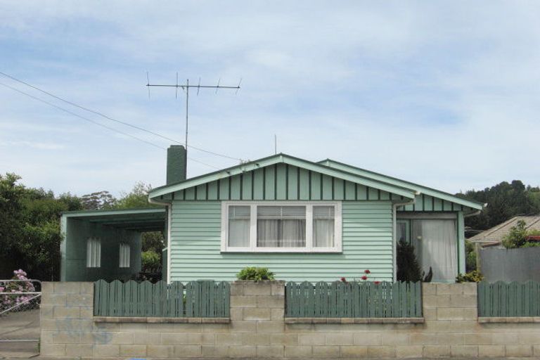 Photo of property in 10 Glasgow Crescent, Kaiti, Gisborne, 4010