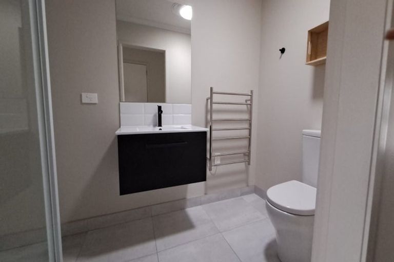 Photo of property in 7 Glidepath Road, Hobsonville, Auckland, 0616