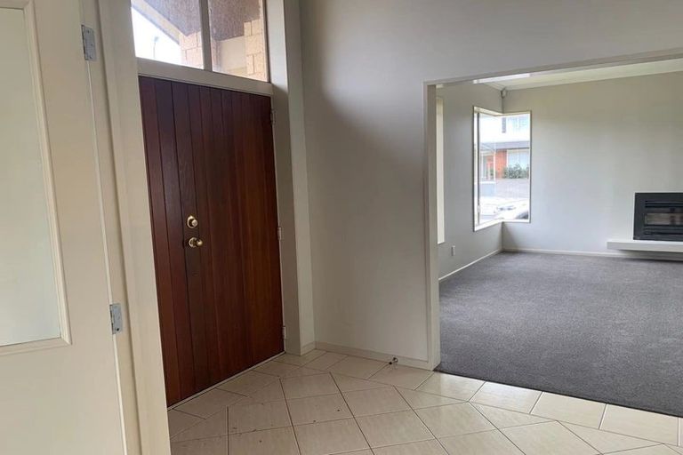 Photo of property in 41 Speyside Crescent, Flat Bush, Auckland, 2016