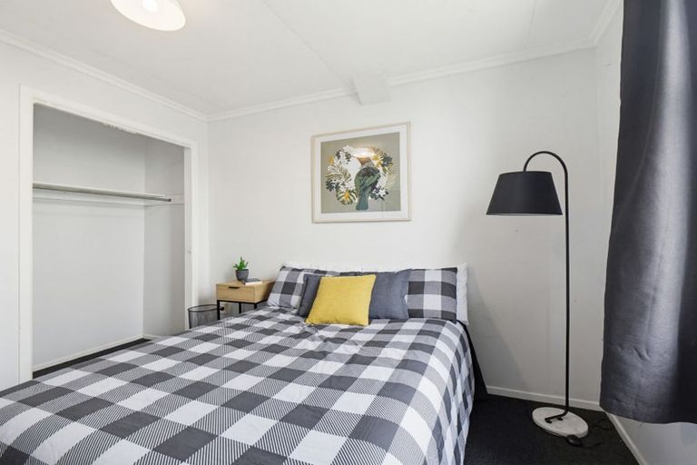 Photo of property in 4 Ashton Terrace, Castlecliff, Whanganui, 4501