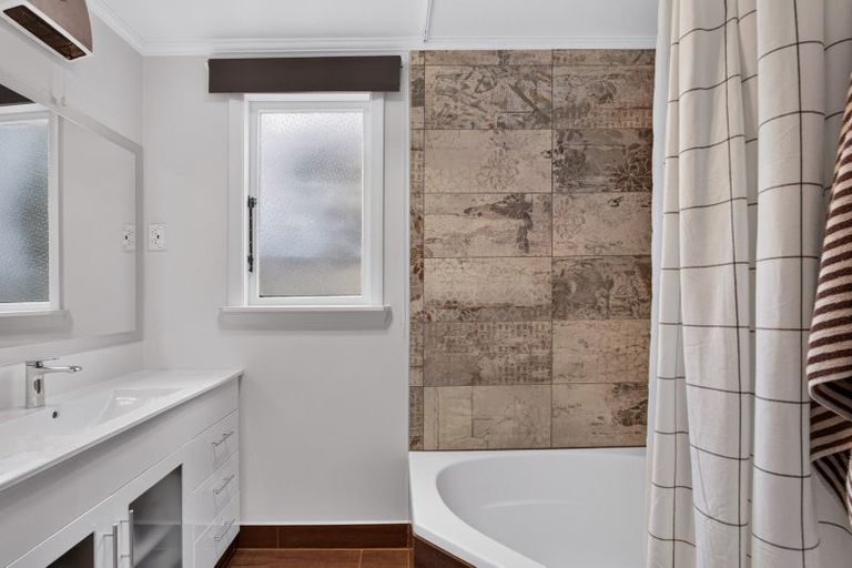 Photo of property in 3 Grange Road South, Haumoana, 4102
