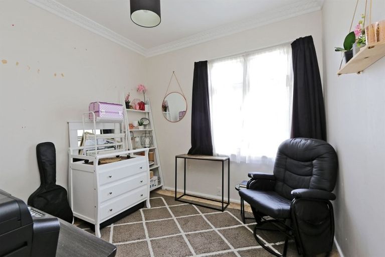 Photo of property in 306 Frimley Avenue, Frimley, Hastings, 4120